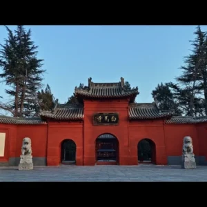 The Influence of Buddhism in Luoyang: Temples and Culture