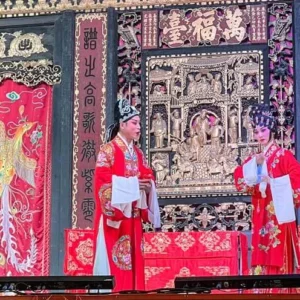 2 Days Guangzhou Foshan Tour with Lingnan Culture & Yip Man Kung Fu