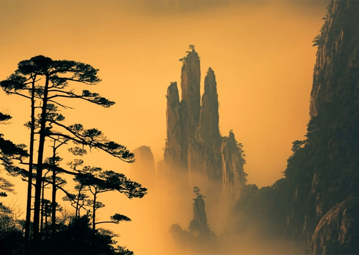 4 Day Huangshan Heritage Tour: Yellow Mountain, Hongcun & Xidi Ancient Villages