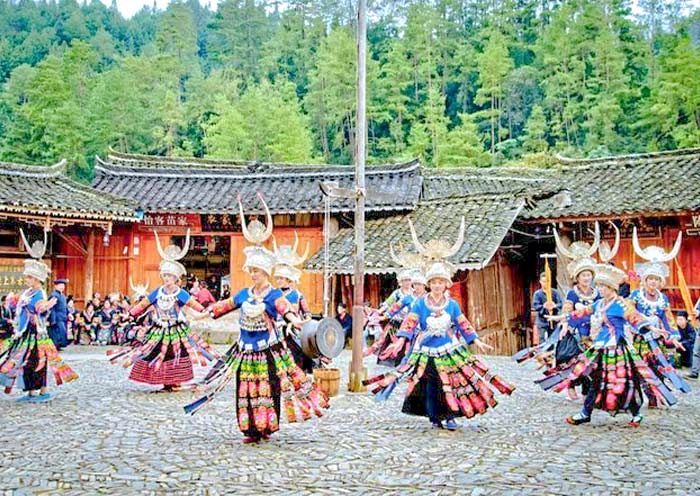 5 Days Guizhou Ethnic Tour: Miao and Dong Villages in Qiandongnan
