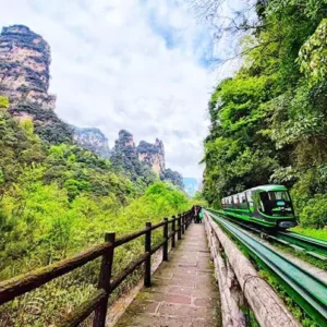 7 Days Beautiful China Tour with Guilin and Zhangjiajie from Hong Kong
