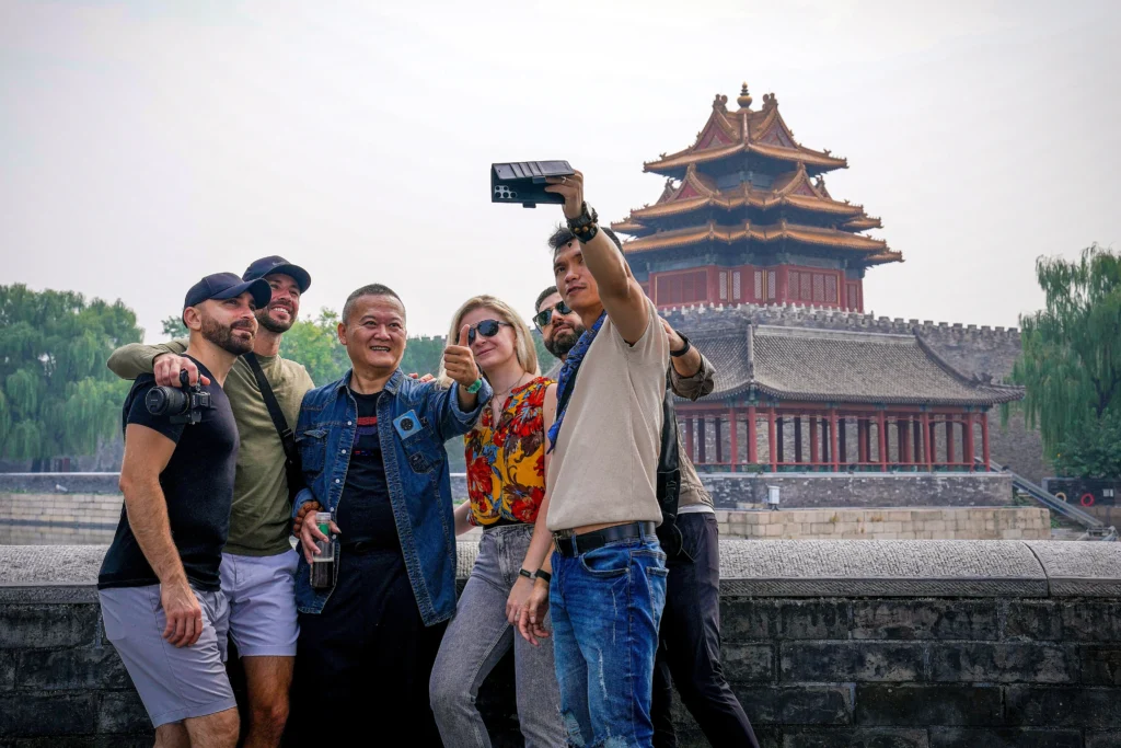 Foreigners entering Chinese temples