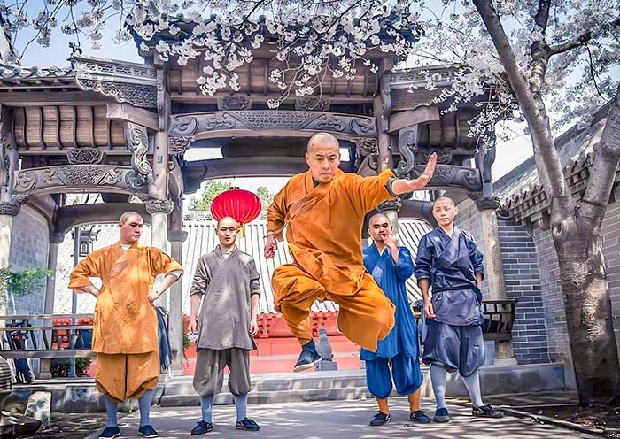 4 Days Henan Discovery Tour: Kaifeng, Luoyang & Shaolin Temple