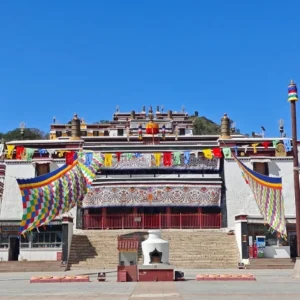 5 Days Best Inner Mongolia Tour - Grassland, Desert & Genghis Khan's Legacy