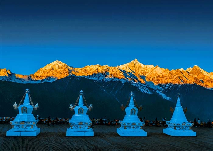 8 Days Lijiang Shangri-La Tour with Meili Snow Mountain with Sunrise Experience