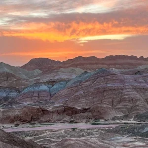 5 Days Colorful Gansu Tour from Zhangye to Jiayuguan & Dunhuang